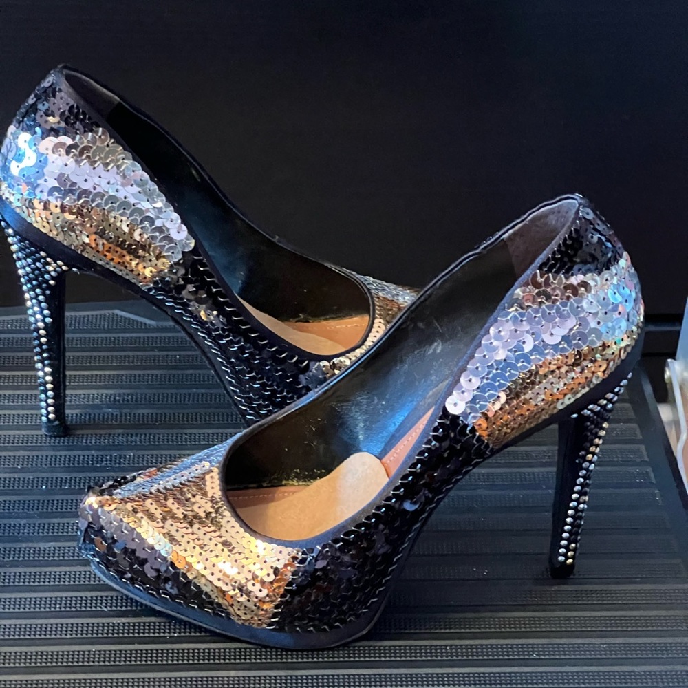 Sparkle Shutz Heels